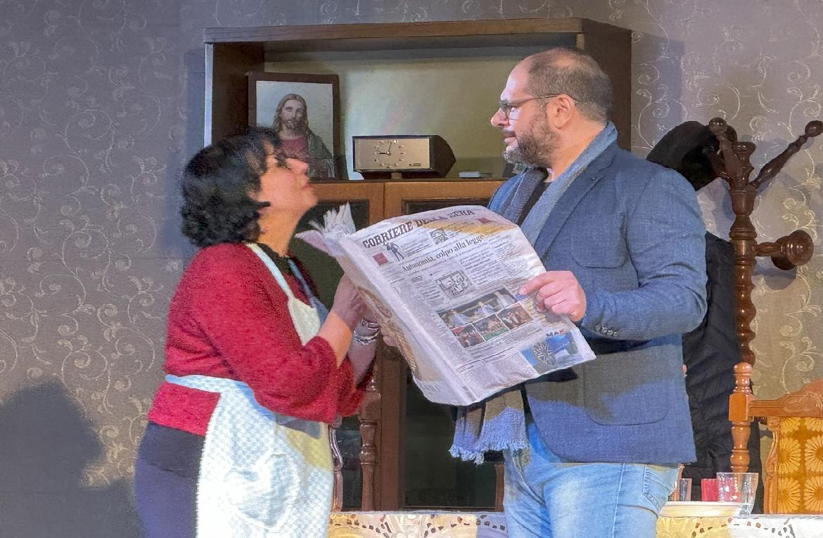 Lucera, Teatro a San Pio X, successo per lo spettacolo 'Sogre e nòre.. u diavele e la malòre'