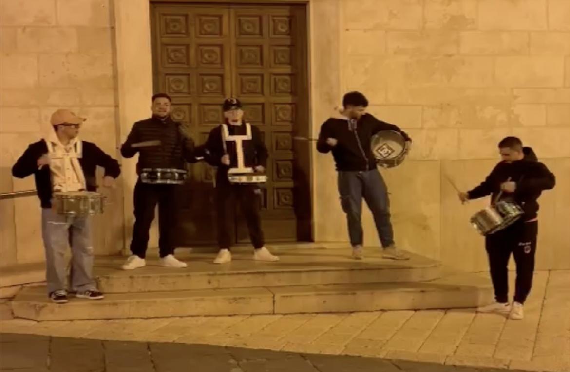 Orsara, sveglia prima dell’alba per i ragazzi dei 'tamburi di San Michele'