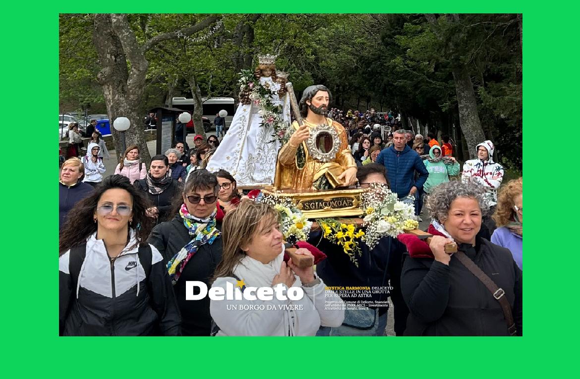 Deliceto in processione nel verde delle campagne per la Madonna dell’Olmitello