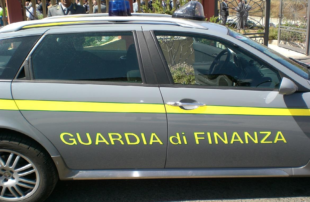 Lucera, operazione della Guardia di Finanza: 15 arresti