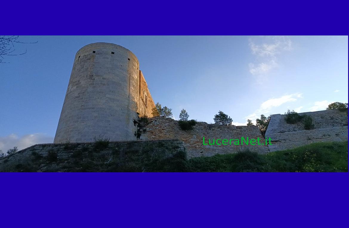 Lucera, le mura della Fortezza e del Palatium ripulite da alberi e arbusti