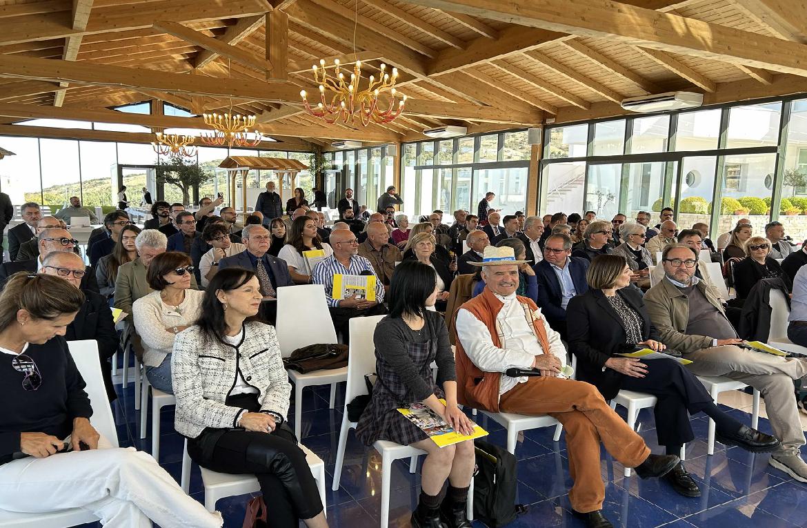 Da Giappone e Stati Uniti a scuola da Peppe Zullo a Orsara di Puglia