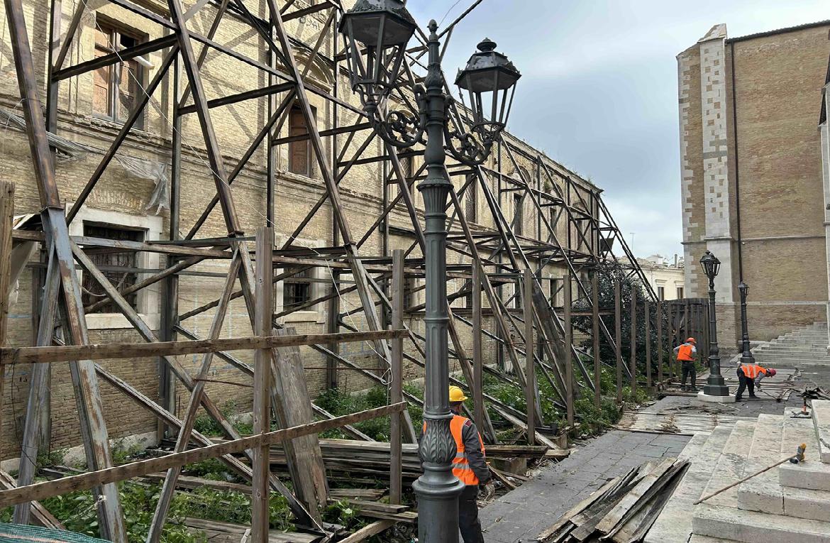 Gallery LuceraNet.it