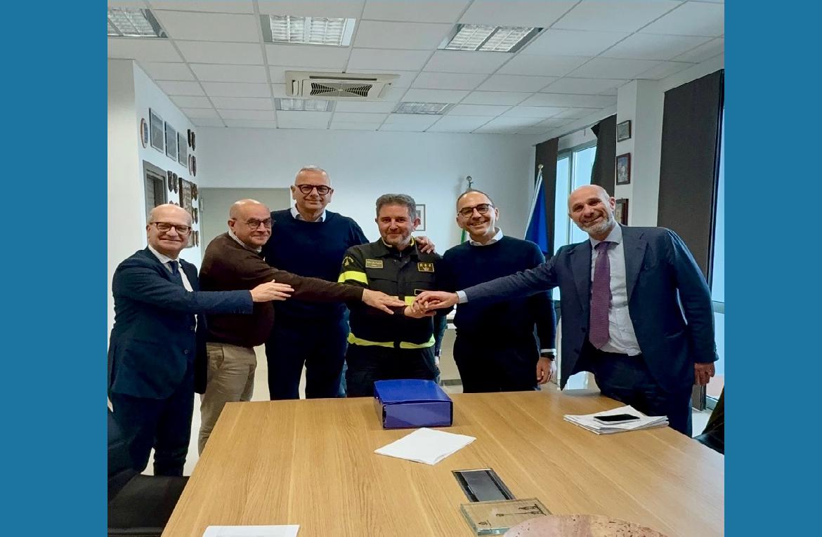 Aeroporto di Foggia, Piemontese presenta ai Vigili del Fuoco il progetto del distaccamento